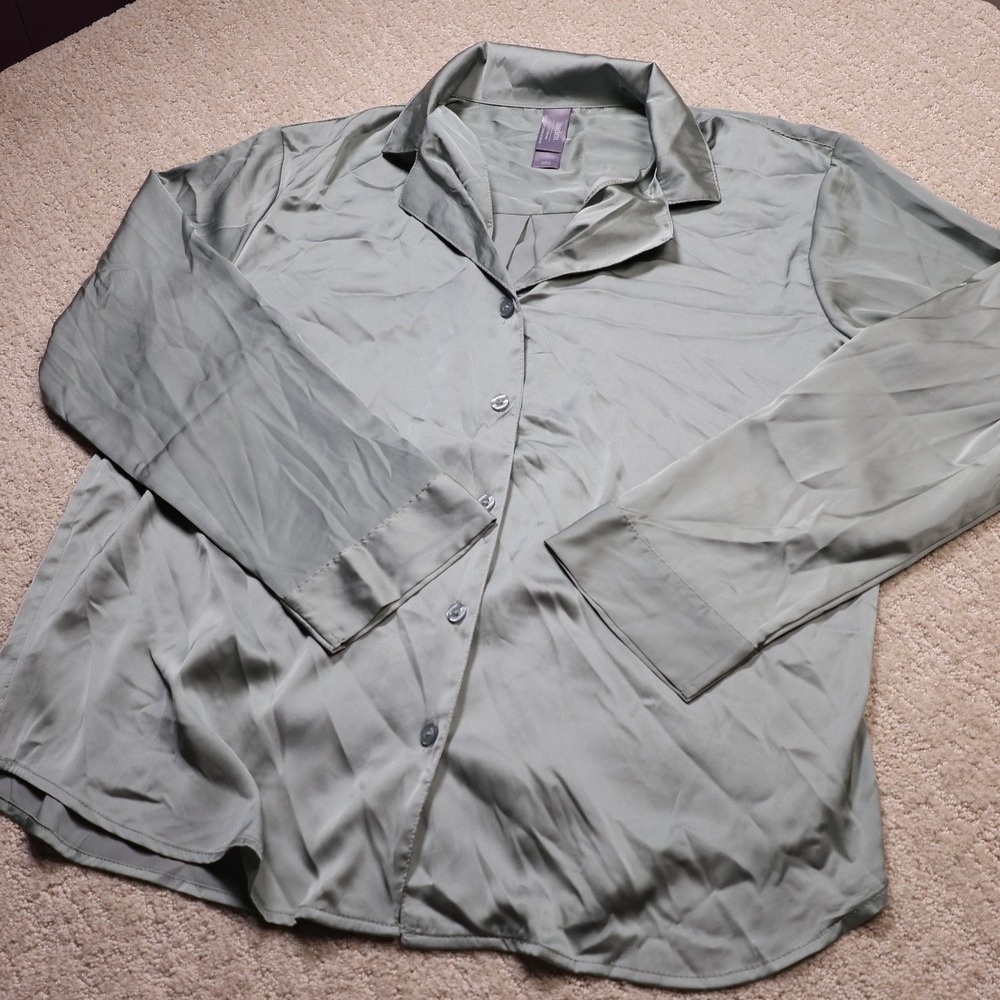 Auden Luxury Collection Sage Green Satin Button Down Pajama Top Womens Medium